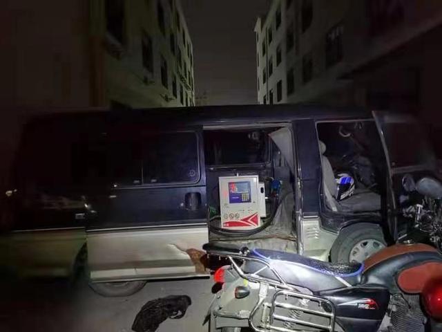 無(wú)?；C進(jìn)行非法流動(dòng)加油